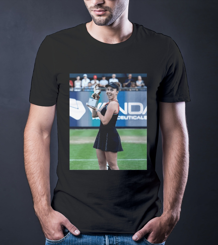 Linda Wins Tennis Title Holding Trophy On Grass Court T-Shirt