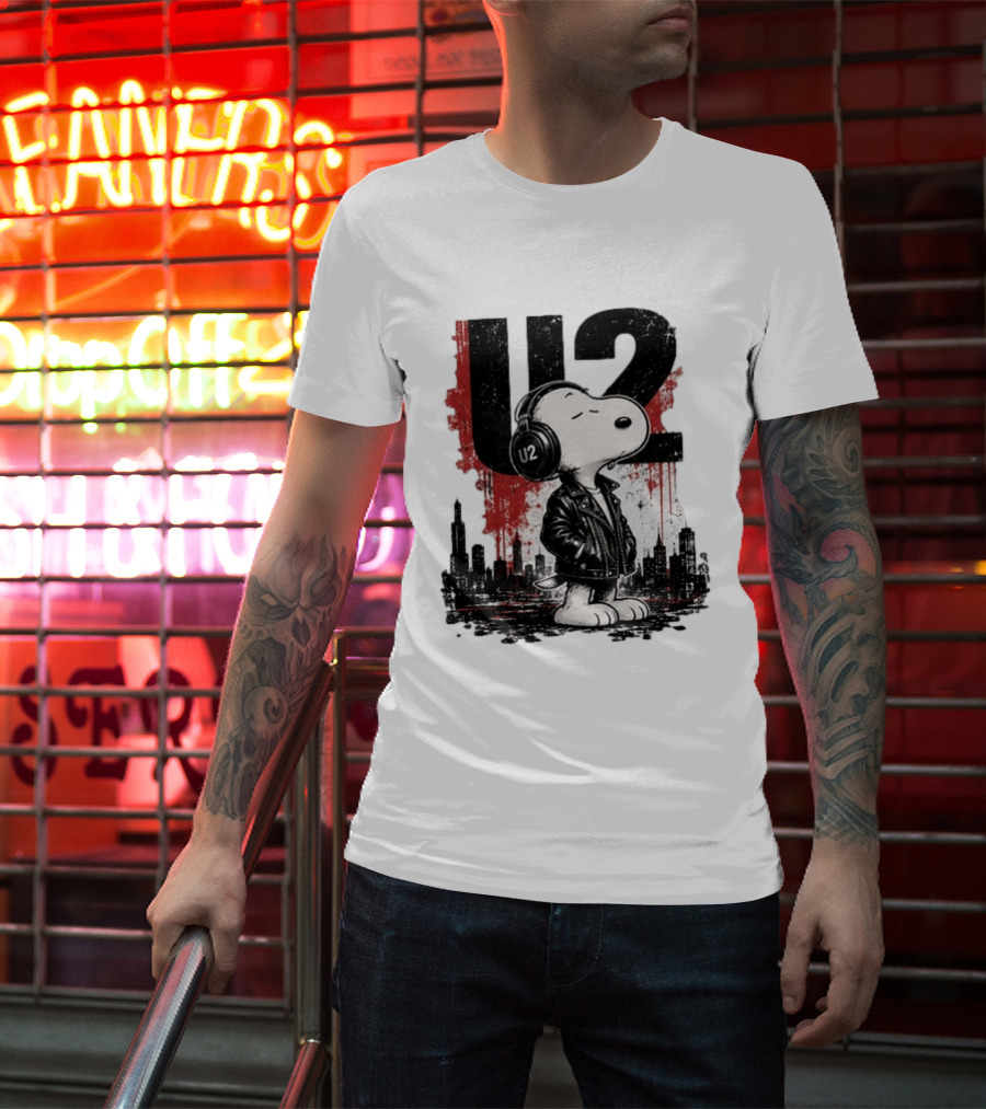 Snoopy U2 On Sky One Dream One Fearless Heart Urban Skyline T-Shirt