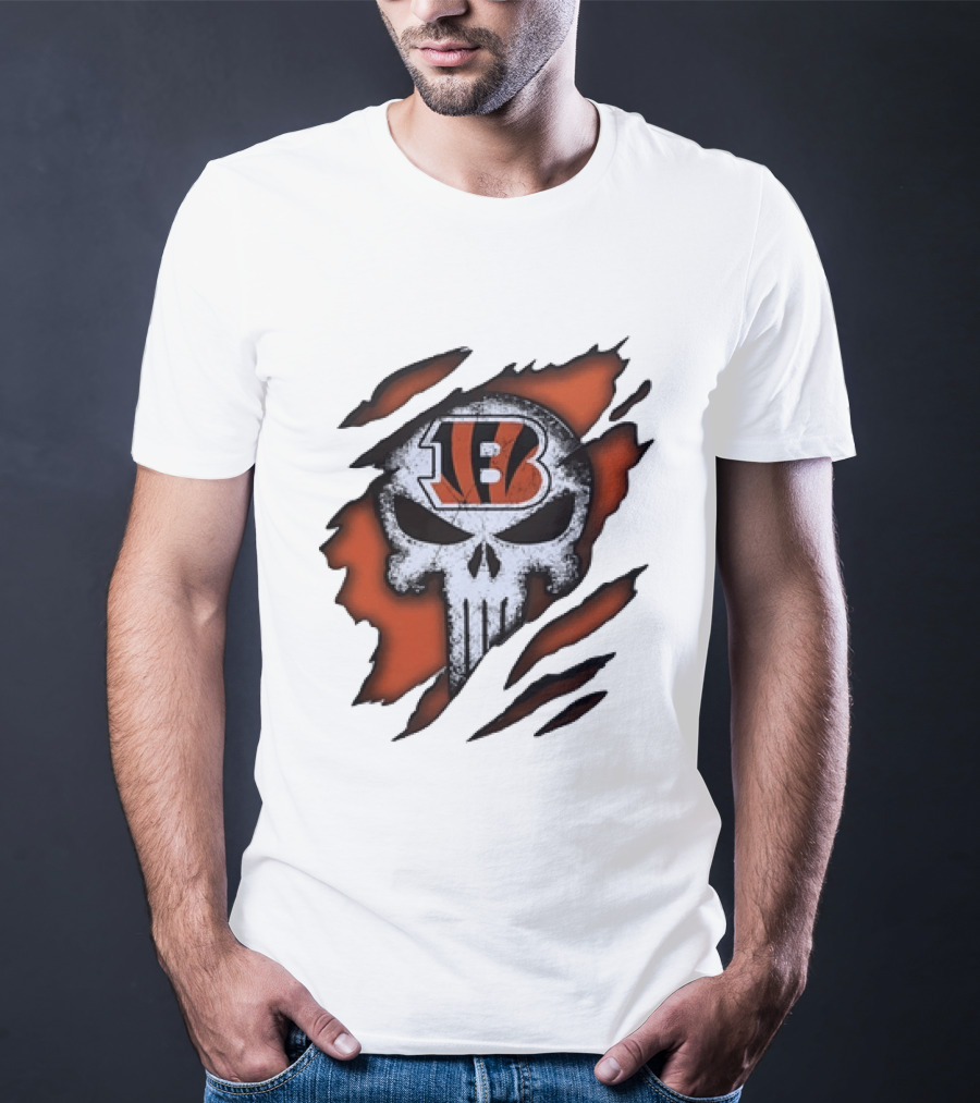 Cincinnati Bengals Punisher Skull Ripped T-Shirt