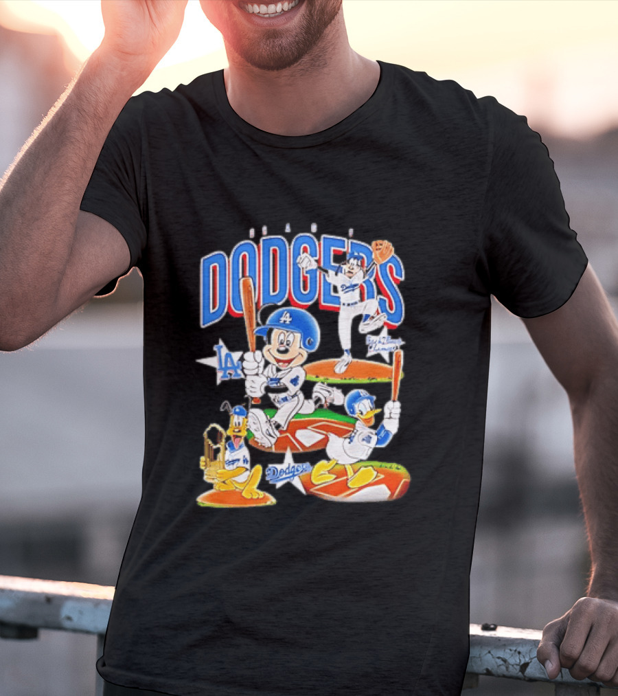 MOONLANDGOODS 2020 Mickey Goofy Pluto Donald Baseball Team Los Angeles Dodgers T-Shirt