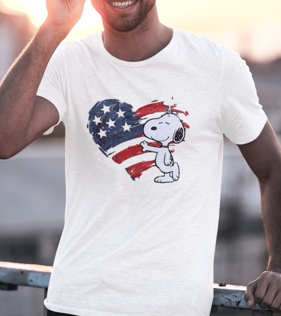 Snoopy Woodstock American Flag Heart Hug T-Shirt