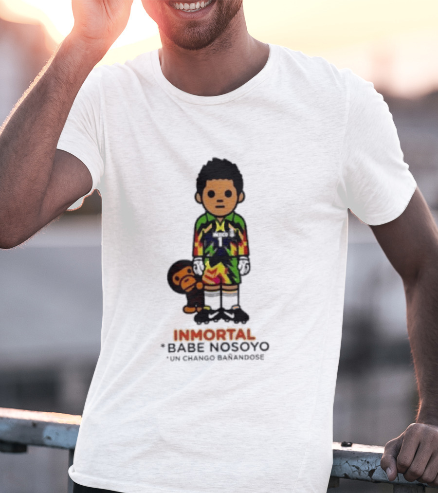 Jorge Campos Inmortal Babe Nosoyo Un Chango Bañandose Colorful Soccer Legend And Monkey T-Shirt