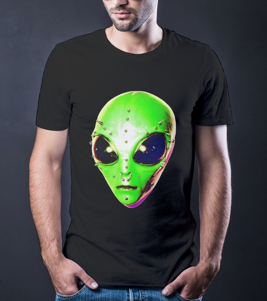 Believe Alien Pierced Face Extraterrestrial Iconic Green Martian Head T-Shirt