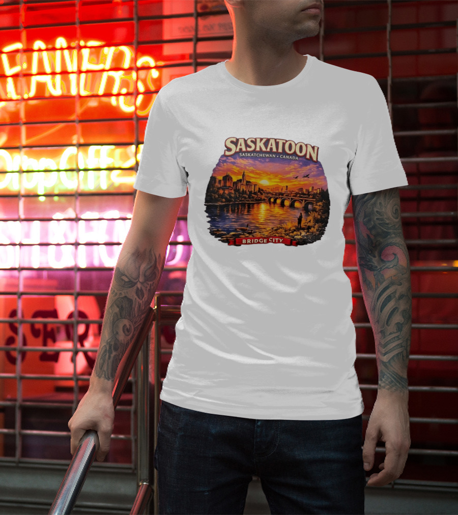 Saskatoon Saskatchewan Canada Sunset Bridge City T-Shirt