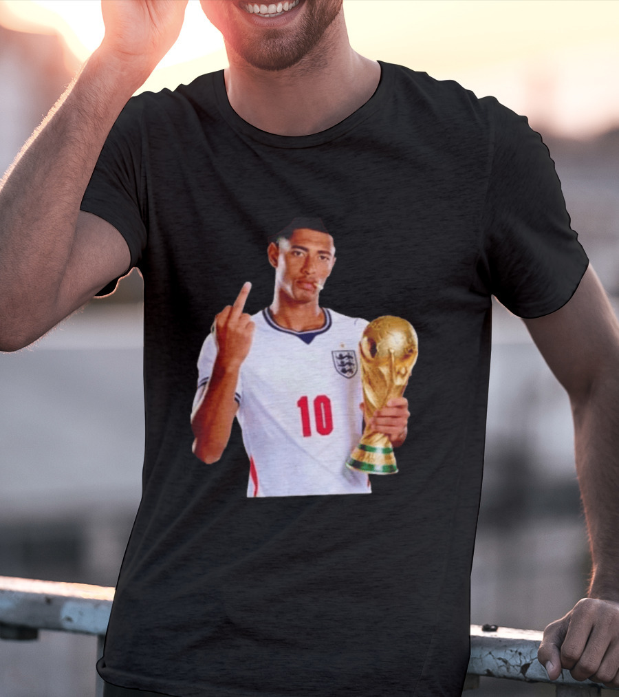 Jude Bellingham England World Cup Trophy Pose T-Shirt