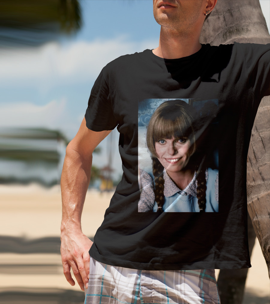 Louise Lasser Star Of TV’s Mary Hartman Is Dead At 87 T-Shirt
