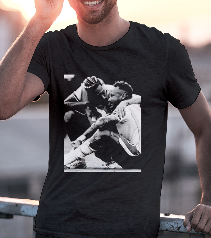 Neymar Jr And Raphinha Emotional Moment Brazil National Football Team T-Shirt