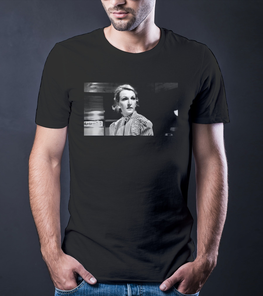 Penelope Keith Effortlessly Posh Star Of British Sitcoms T-Shirt