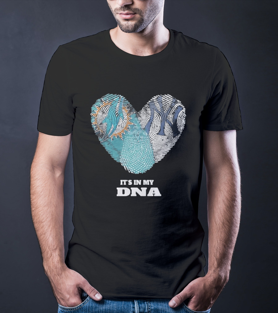New York Yankees Statue Of Liberty It's In My DNA T-Shirt