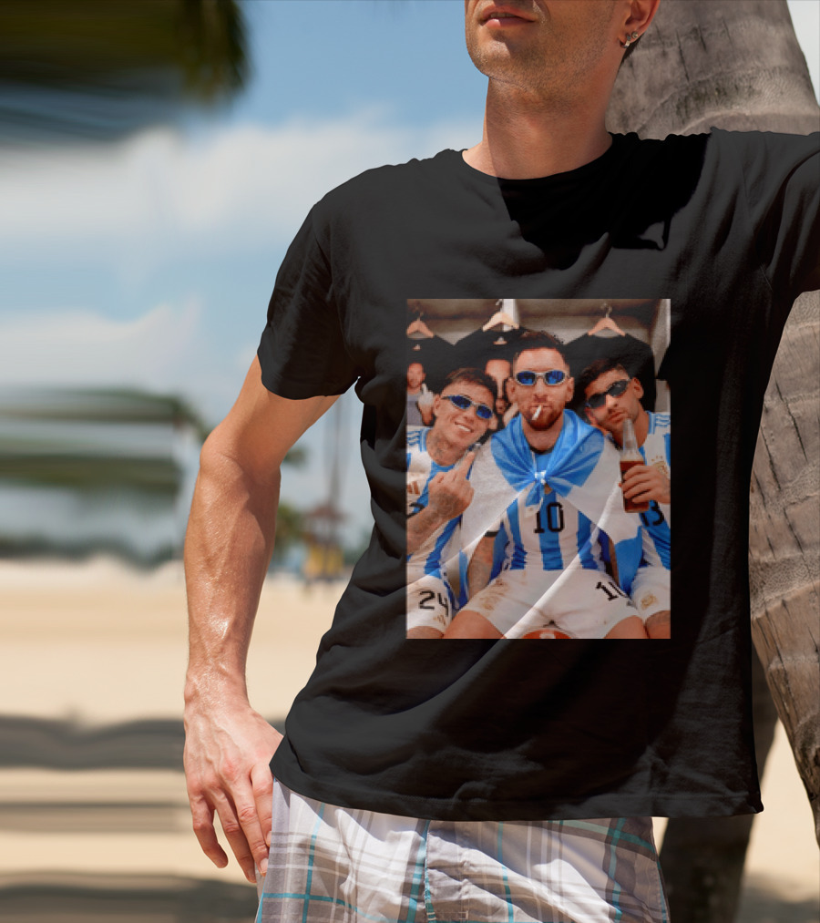 Argentina National Team Lionel Messi Enzo Fernandez Cristian Romero Celebration T-Shirt