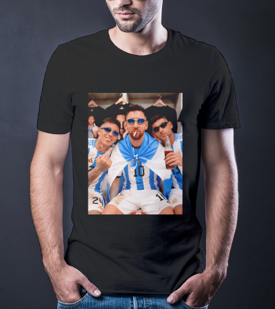 Argentina National Team Lionel Messi Enzo Fernandez Cristian Romero Celebration T-Shirt