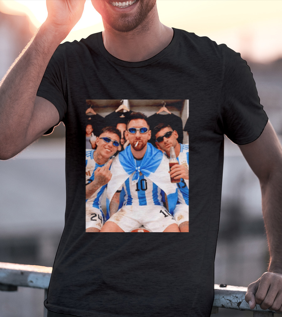 Argentina National Team Lionel Messi Enzo Fernandez Cristian Romero Celebration T-Shirt