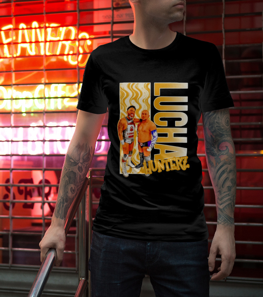 Lucha Hunterz Wrestlers Duo With Llamas And Gold Accents T-Shirt
