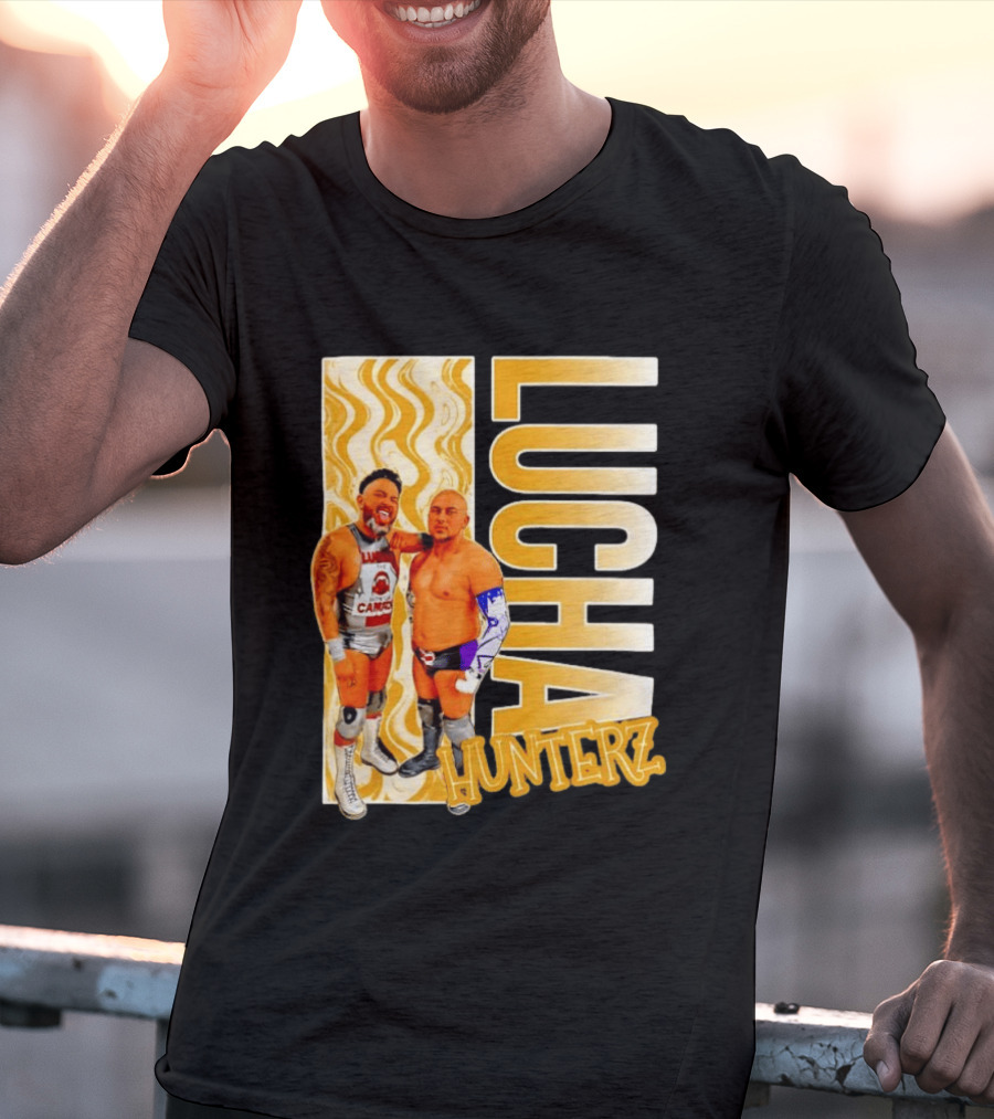 Lucha Hunterz Wrestlers Duo With Llamas And Gold Accents T-Shirt