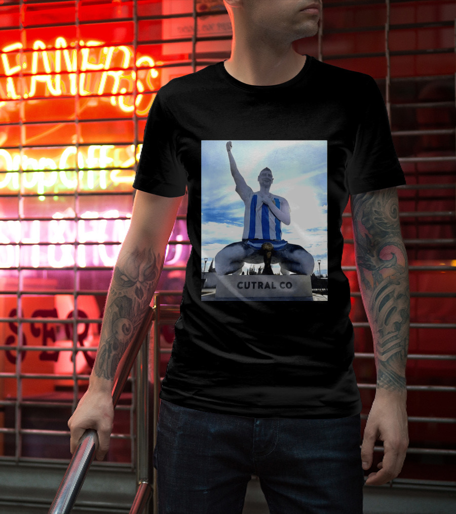 Messi Argentina Sculpture Cutral Co Legendary Statue Victory Celebration T-Shirt