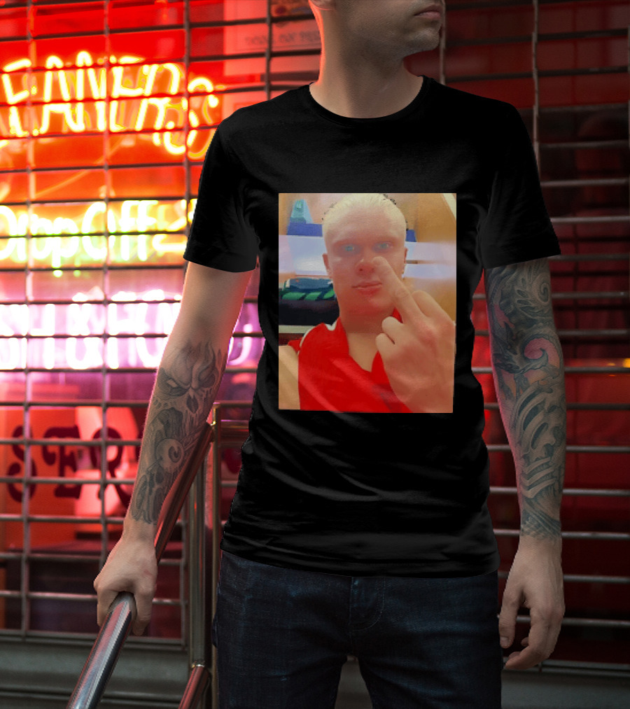 Norway Erling Haaland Middle Finger Selfie T-Shirt