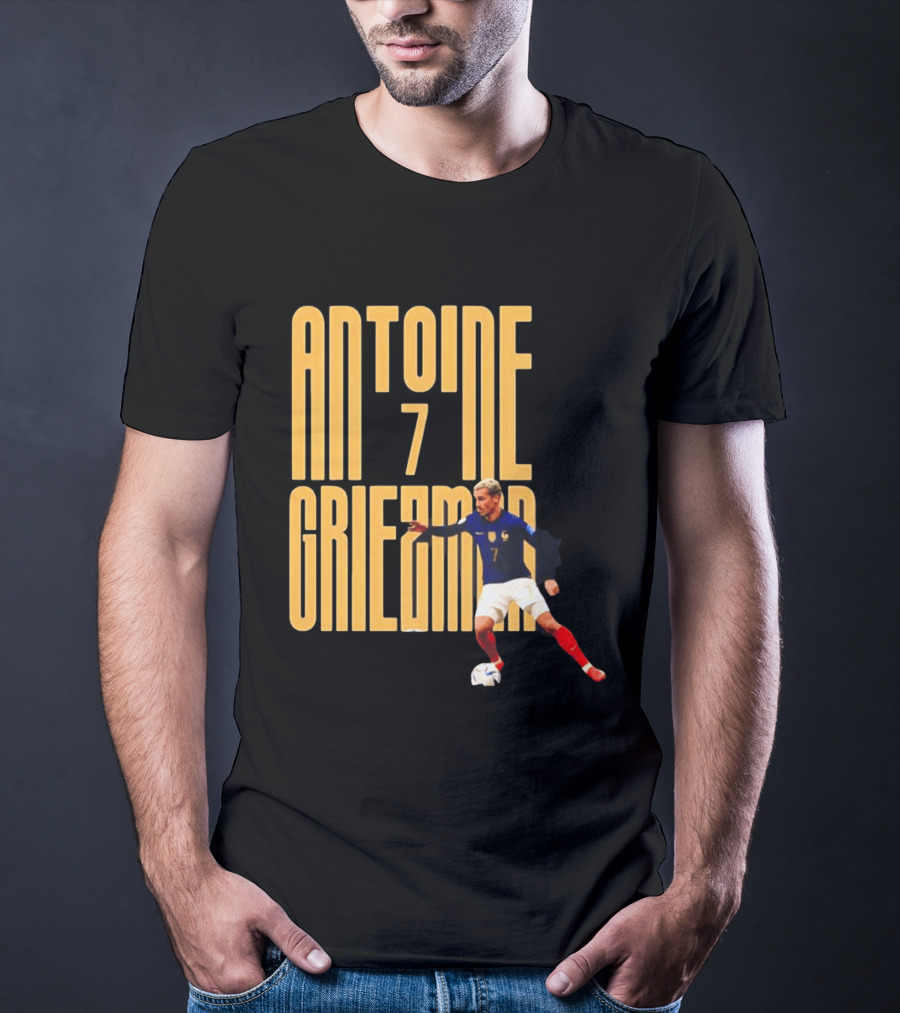 Antoine Griezmann 7 France Football Dribbling T-Shirt