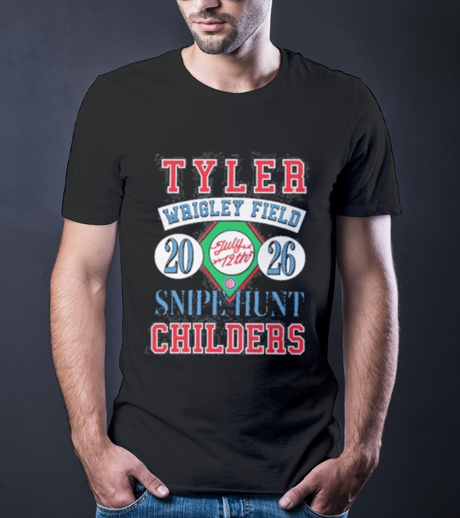 Tyler Childers Wrigley Field July 12th 2026 Chicago Cubs Sniff Hunt T-Shirt