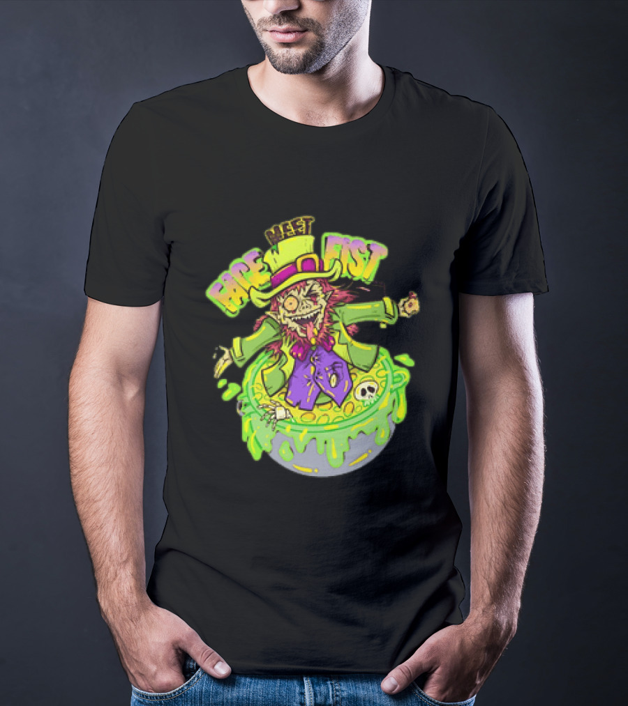 Face Meet Fist Leprechaun St Patrick's Day Cauldron Green Slime Skull T-Shirt