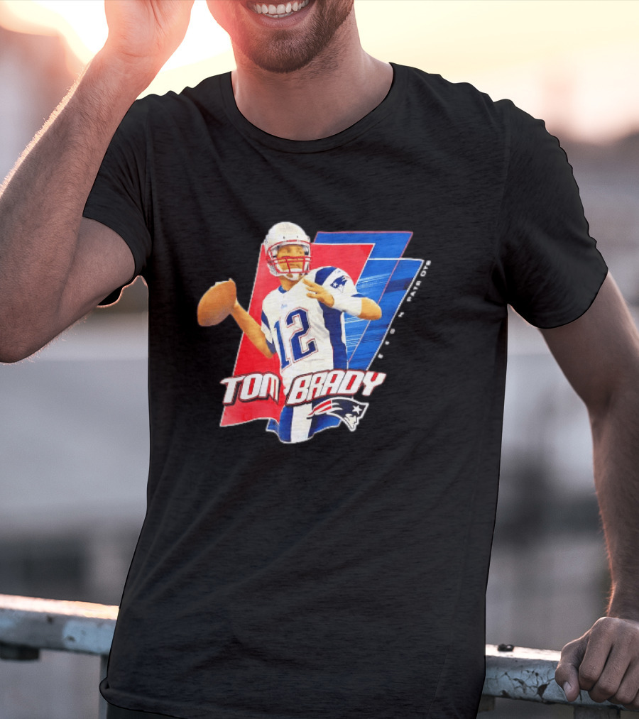 New England Patriots Tom Brady 12 Football Quarterback Iconic Action Pose T-Shirt