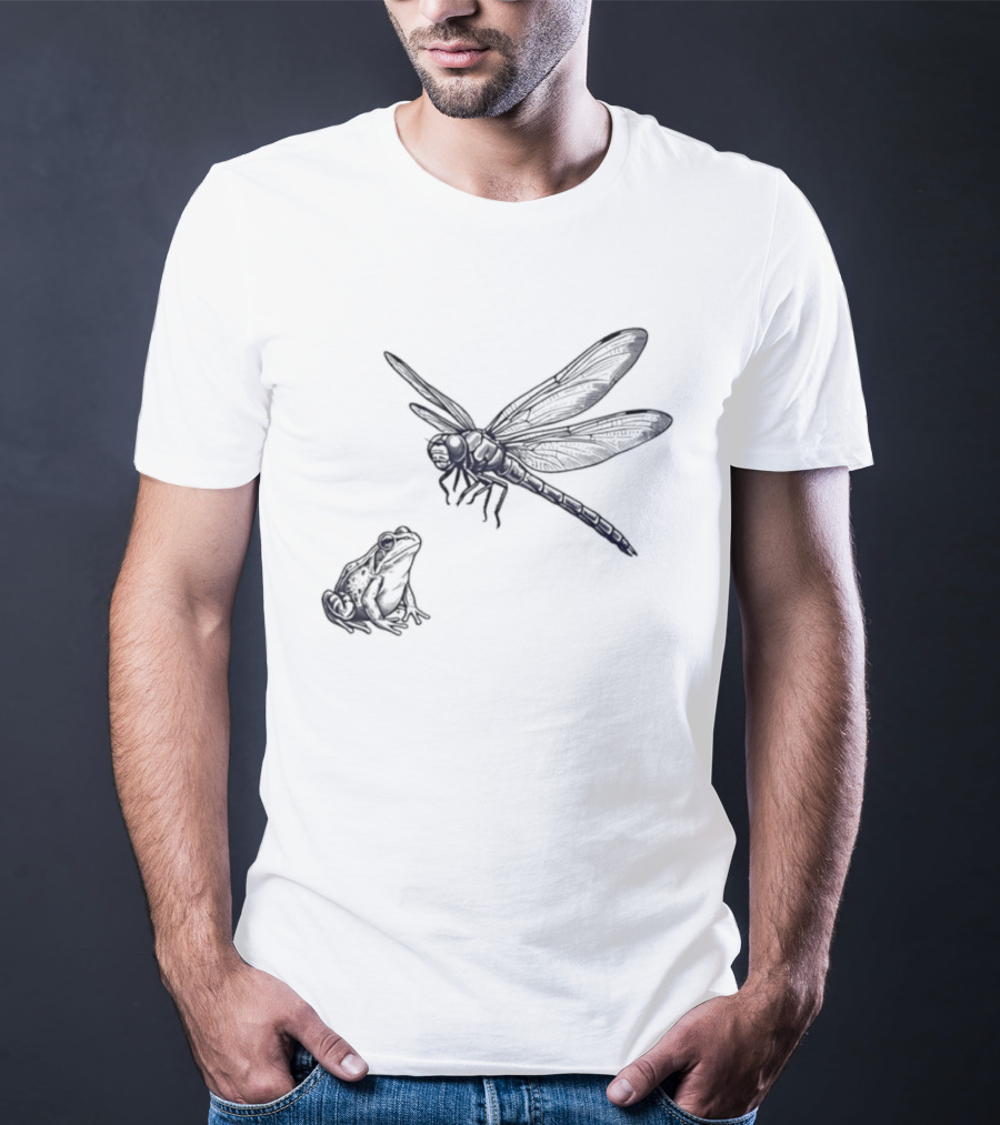Dragonfly And Frog Wildlife Biology Enthusiasts Nature Lovers T-Shirt