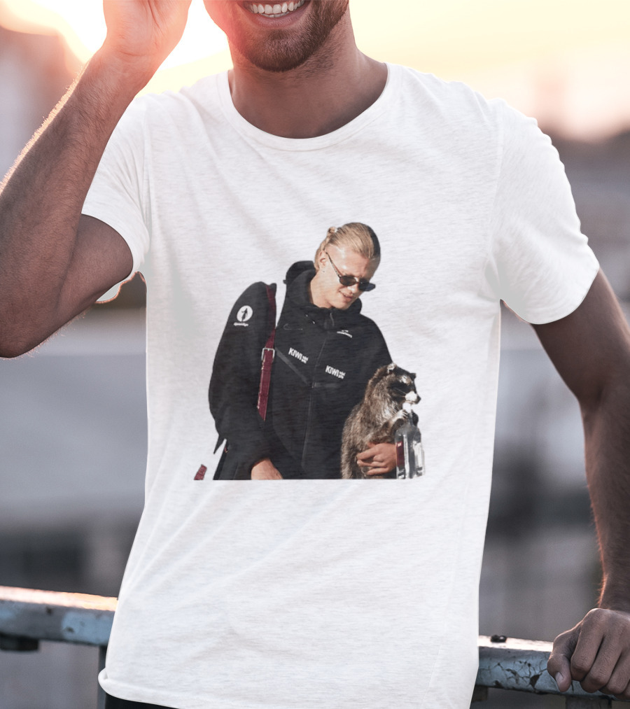 Erling Haaland Raccoon Meme Football KIWI K SPACE Texas T-Shirt