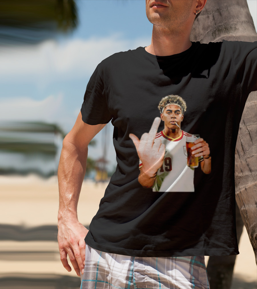 Lamine Yamal Spain National Team 19 Middle Finger And Beer T-Shirt