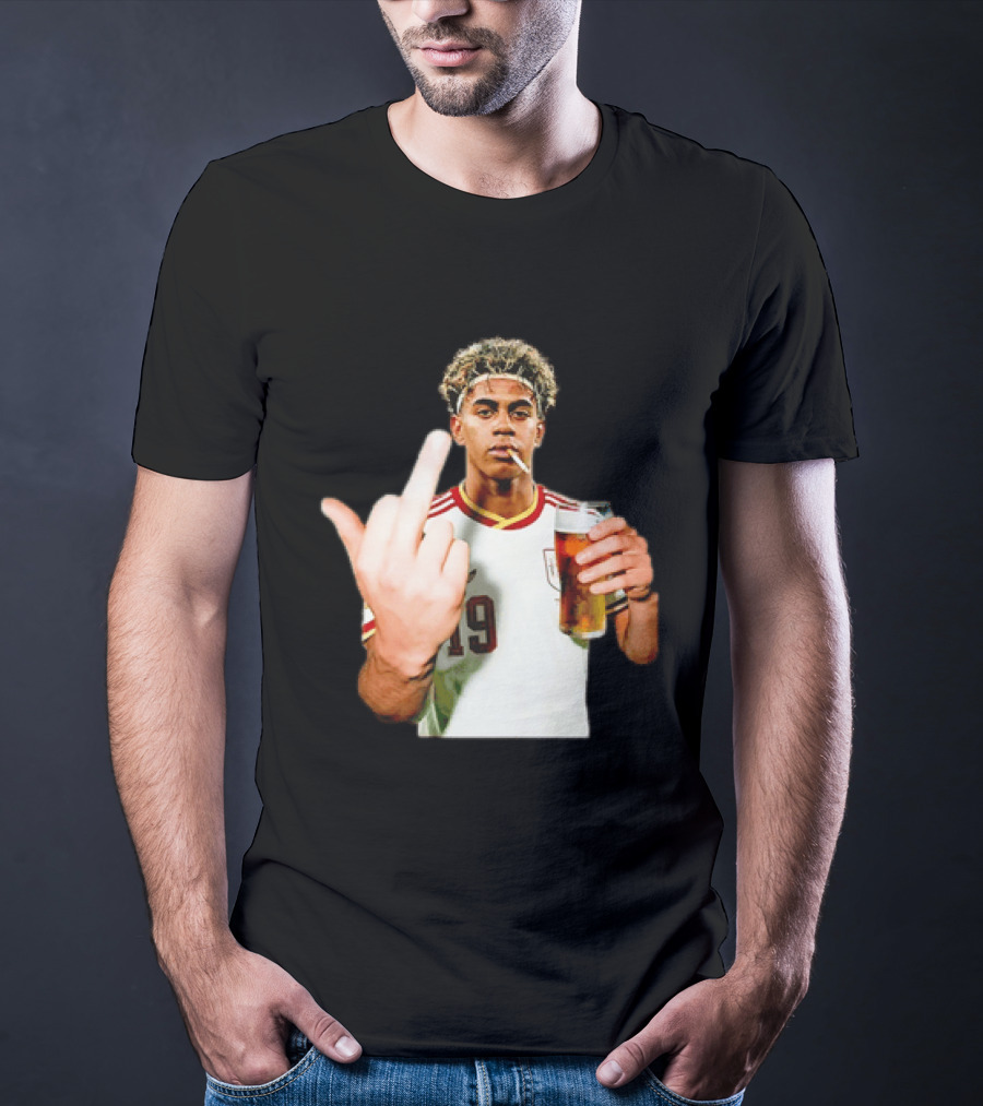Lamine Yamal Spain National Team 19 Middle Finger And Beer T-Shirt