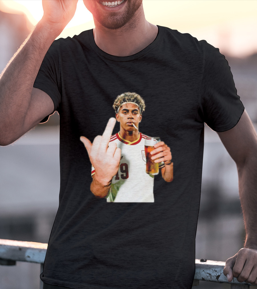 Lamine Yamal Spain National Team 19 Middle Finger And Beer T-Shirt