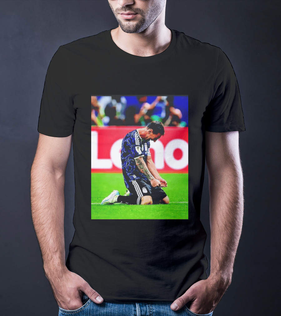 Argentina Football Icon Lionel Messi Kneels In Triumph National Team Victory T-Shirt