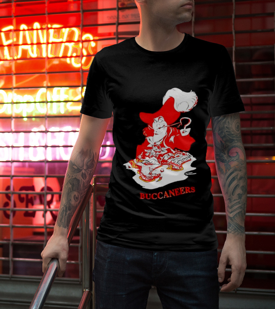 Captain Hook Buccaneers Pirate Tampa Bay T-Shirt
