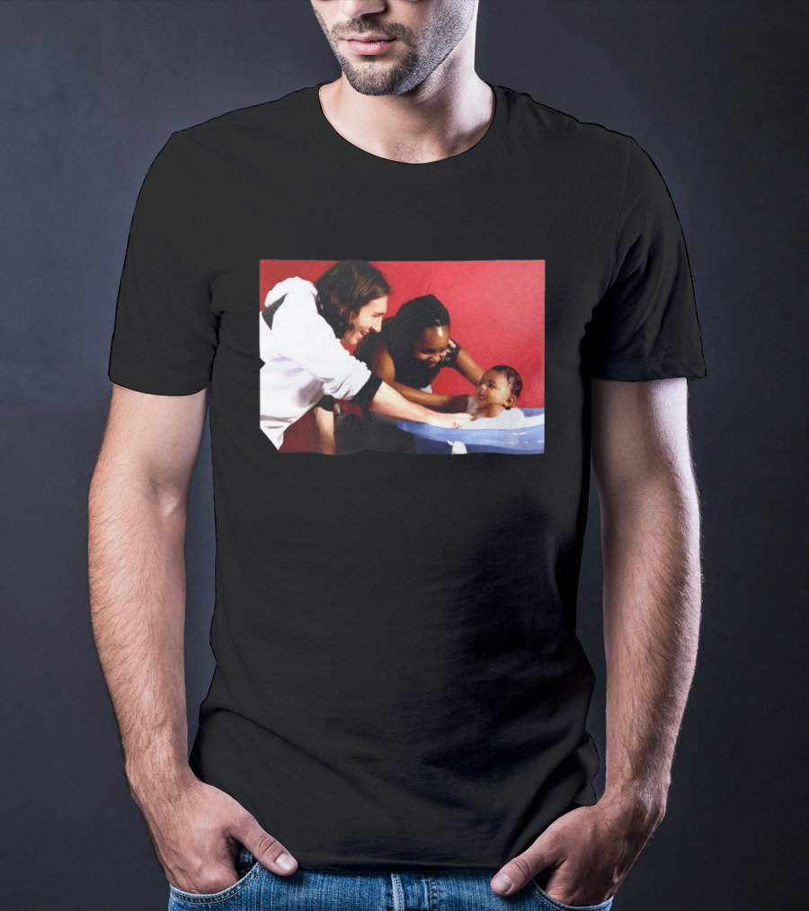 Lionel Messi Bathes Baby Lamine Yamal Legendary Blessing Football Moment T-Shirt