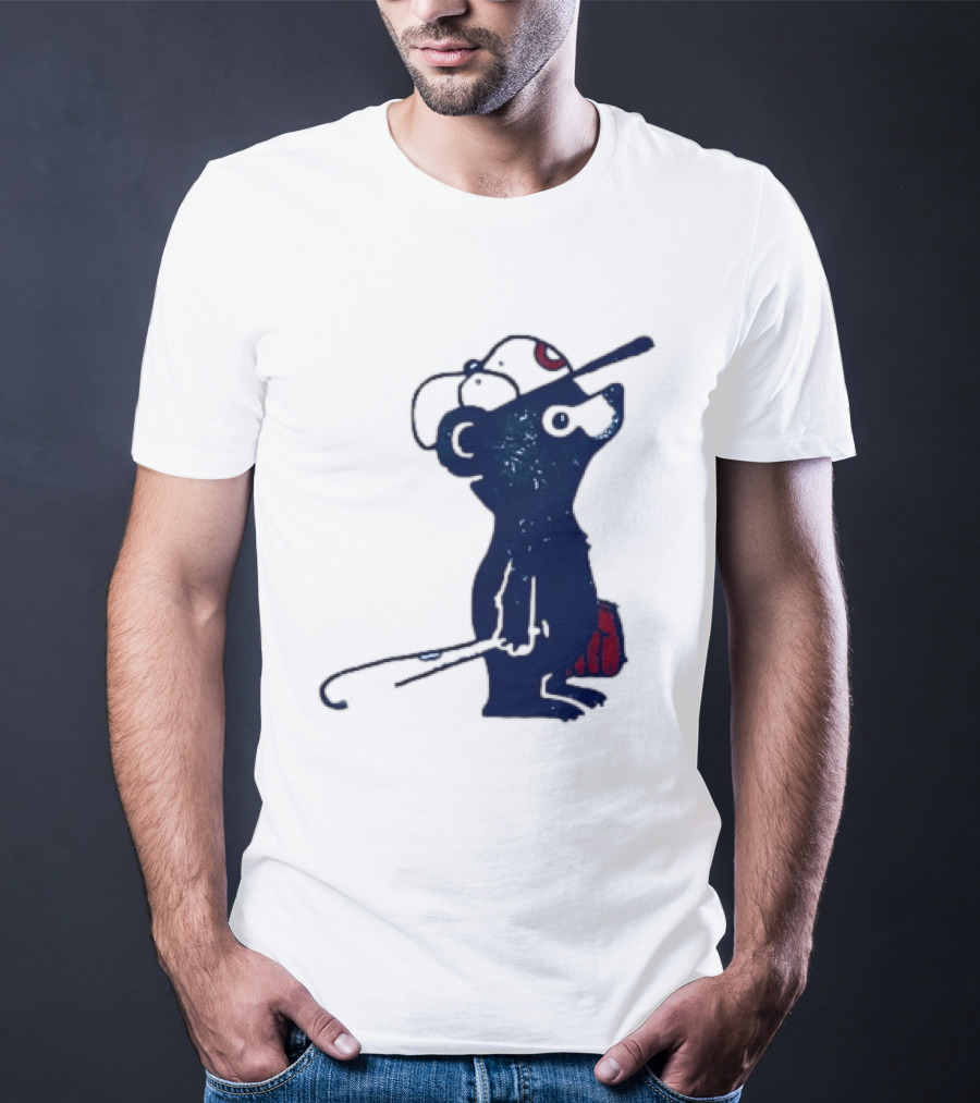 Chicago Cubs Baseball Bear Hitting With Bat And Glove T-Shirt