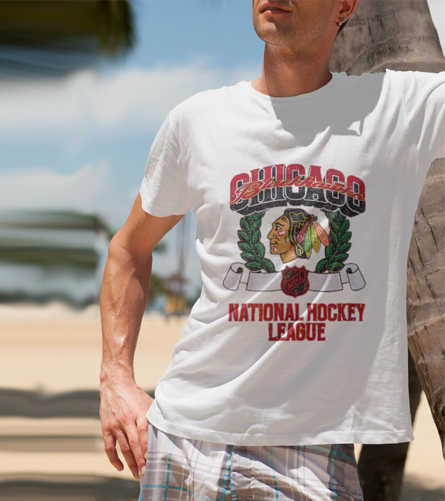 Chicago Blackhawks NHL Vintage Distressed Style National Hockey League T-Shirt