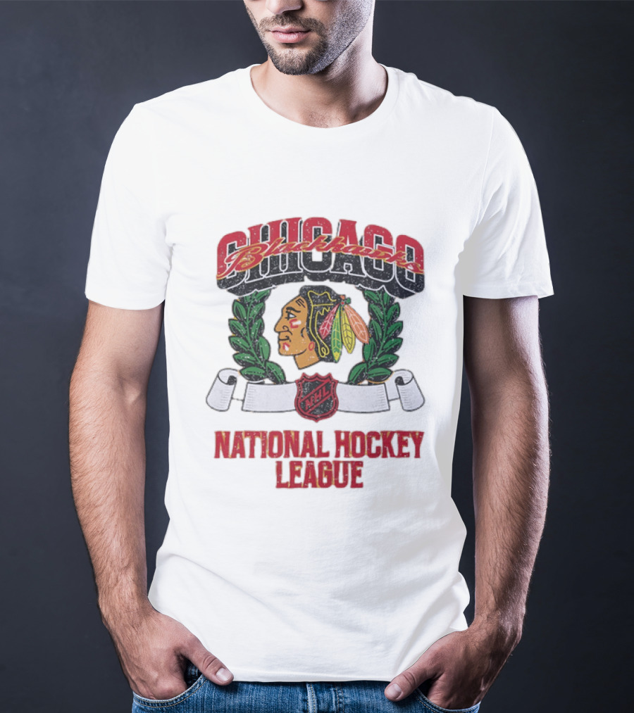 Chicago Blackhawks NHL Vintage Distressed Style National Hockey League T-Shirt