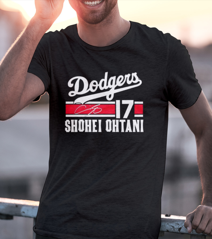 Dodgers Shohei Ohtani 17 Signature T-Shirt