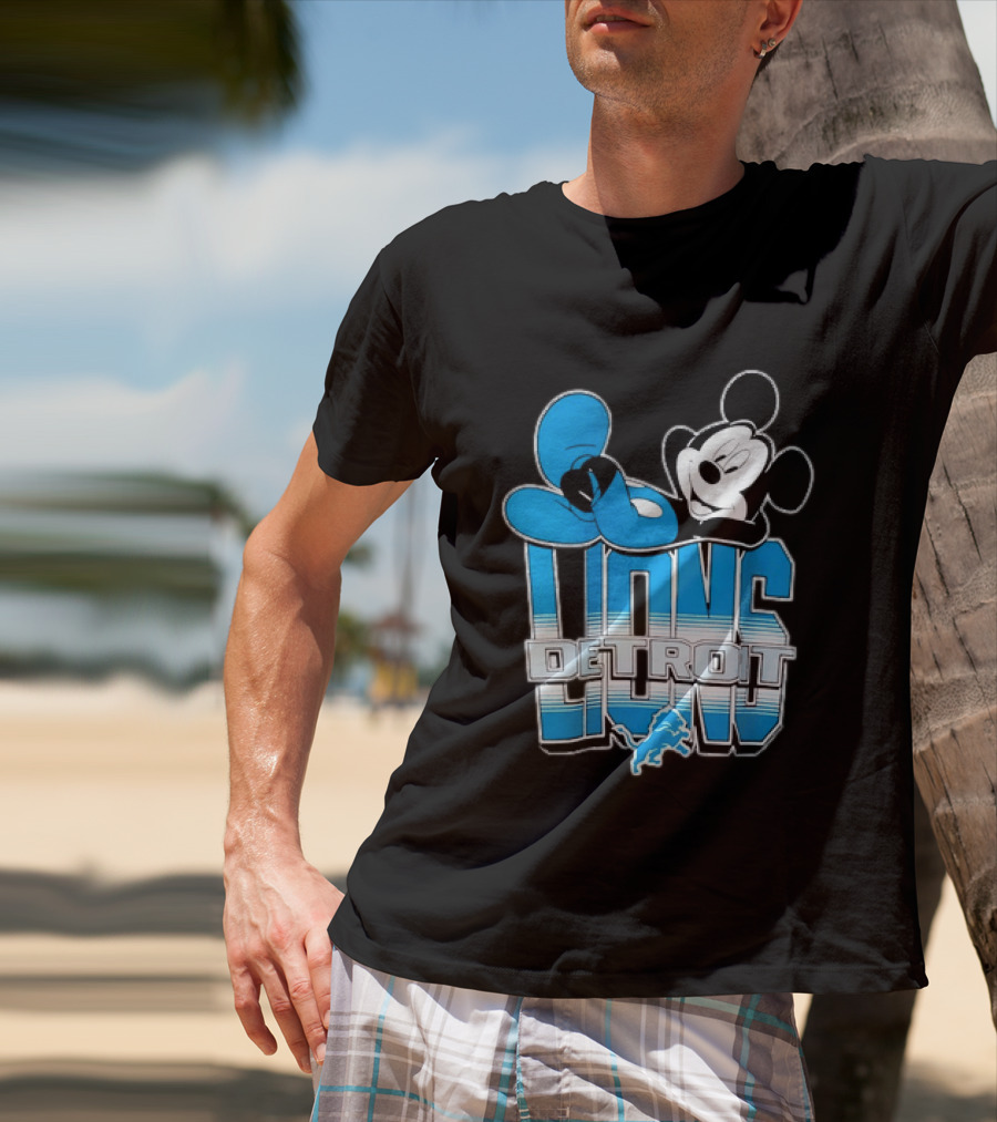 Mickey Mouse Relaxing Detroit Lions Disney Football T-Shirt