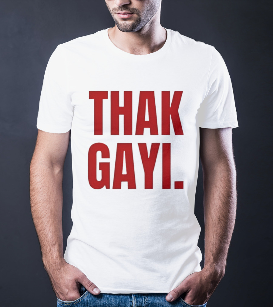 Thak Gayi Hindi Tired Exhausted Text Bold Red T-Shirt