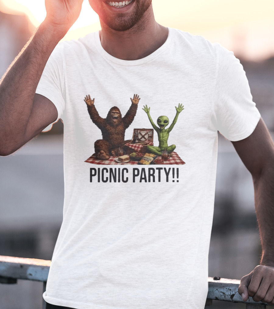 Bigfoot And Alien Picnic Party With Chips And Sandwiches T-Shirt