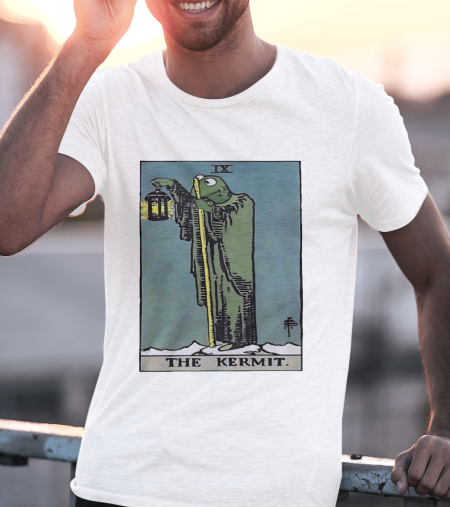 Kermit Tarot Card IX The Hermit Muppets Lantern T-Shirt