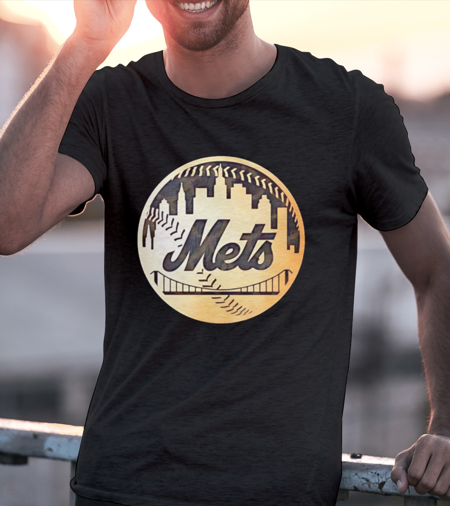 New York Mets Baseball Skyline Bridge MLB T-Shirt