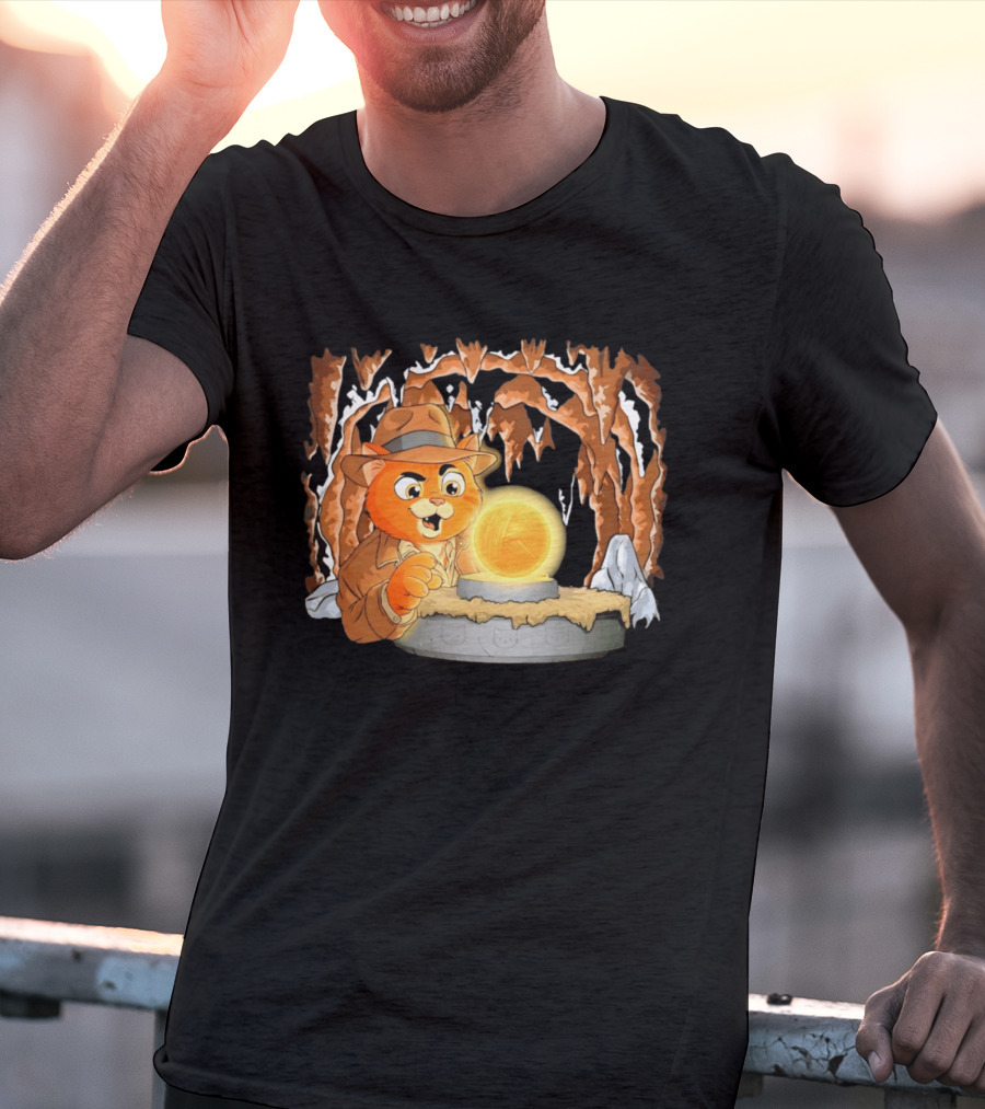 Raiders Of The Lost Yarn Cat Indiana Jones Golden Ball Relic Adventure T-Shirt