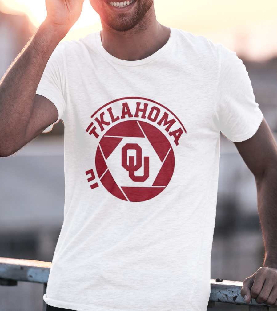Oklahoma Sooners OU NCAA College Football T-Shirt