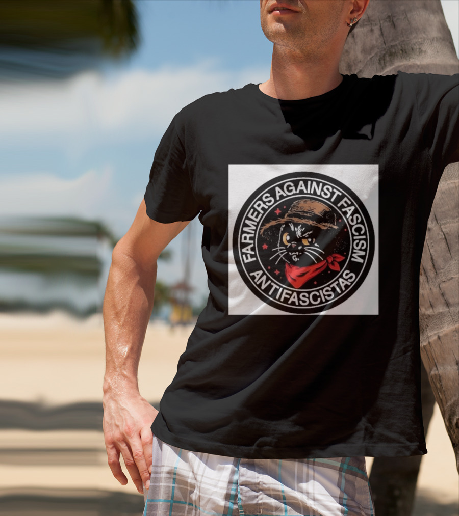 Farmers Against Fascism Antifascistas Cat Straw Hat Red Bandana T-Shirt