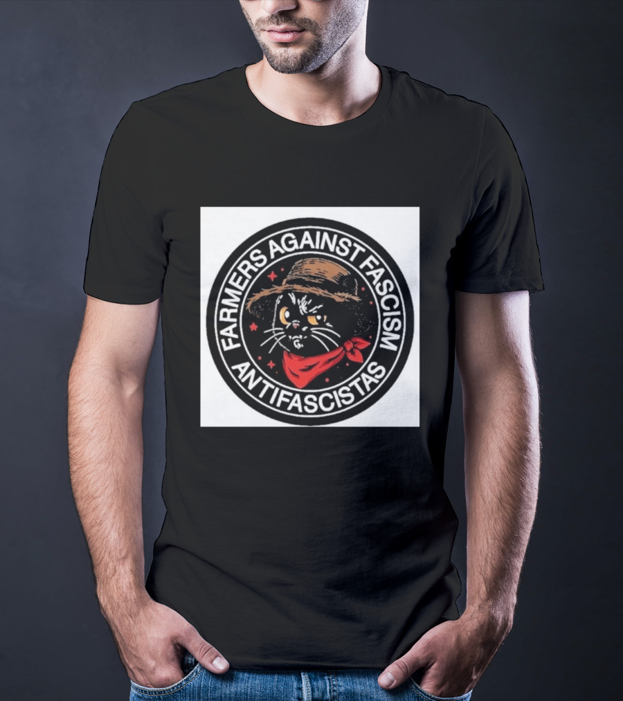 Farmers Against Fascism Antifascistas Cat Straw Hat Red Bandana T-Shirt