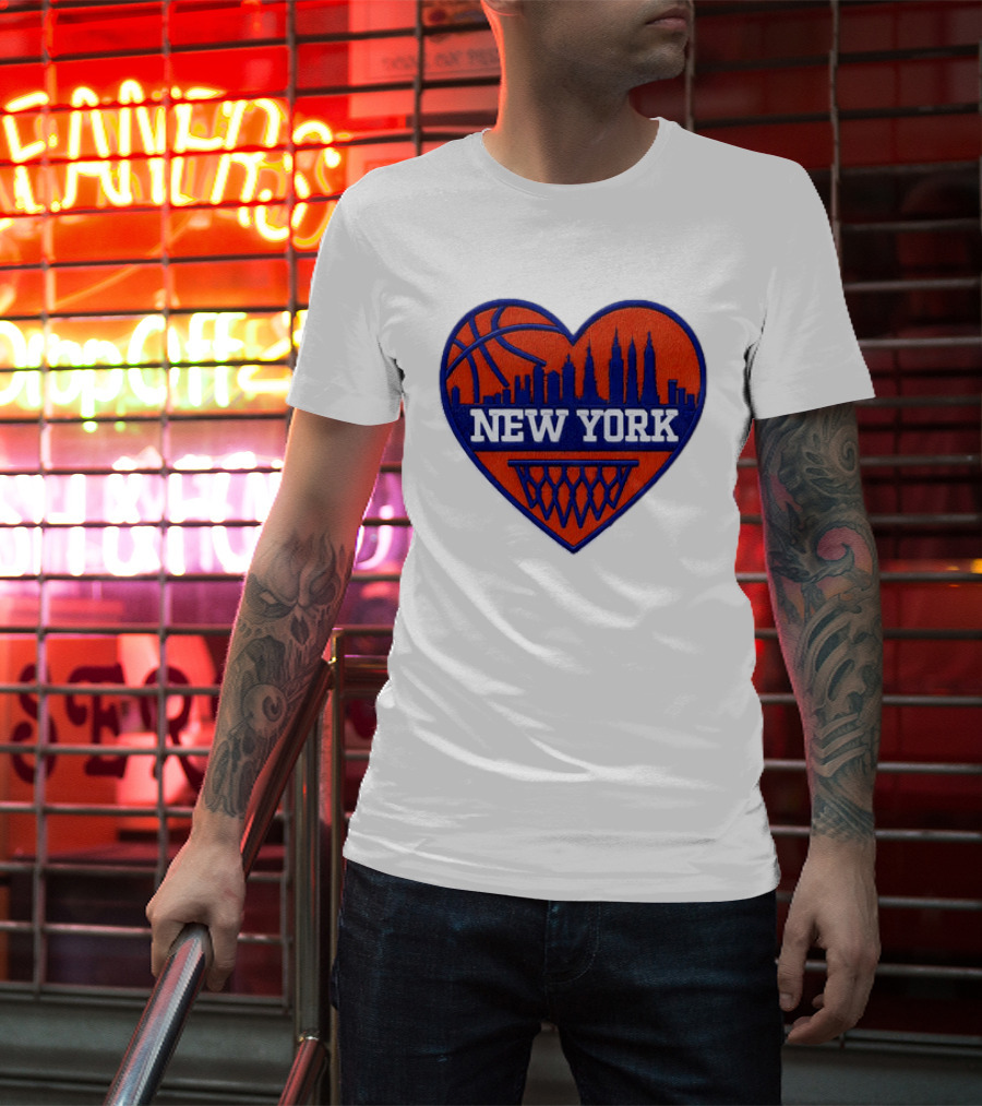 New York Knicks Heart Skyline Basketball Hoop T-Shirt