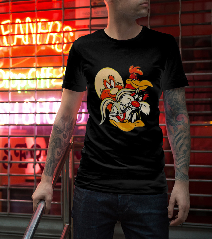 Looney Tunes Smiling Faces Bugs Bunny Sylvester Foghorn Leghorn Taz T-Shirt
