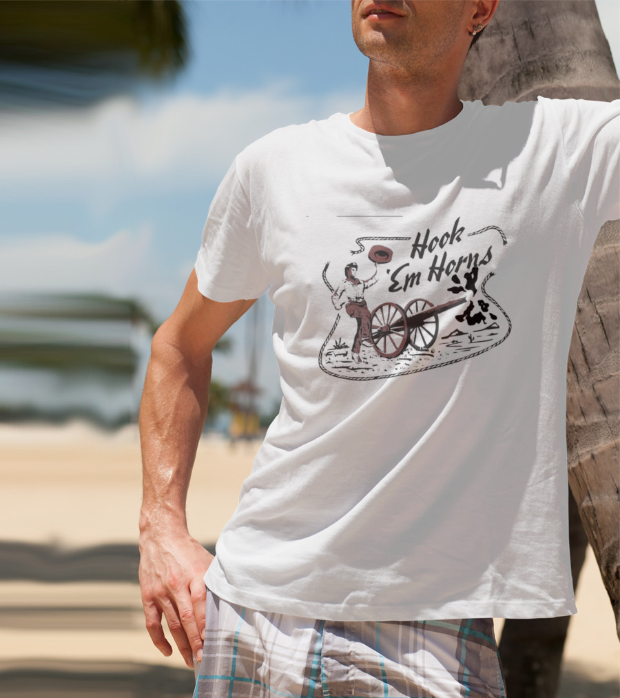 Hook 'Em Horns Texas Longhorns Cowboy And Cannon T-Shirt