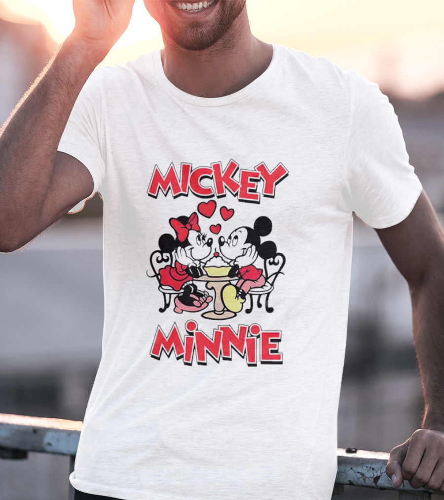 Mickey Minnie Romantic Valentine's Day Hearts And Cafe Scene T-Shirt