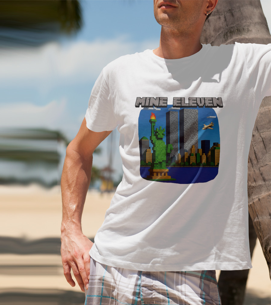Mine Eleven Pixel City Statue Vector World Twin Towers Scene T-Shirt